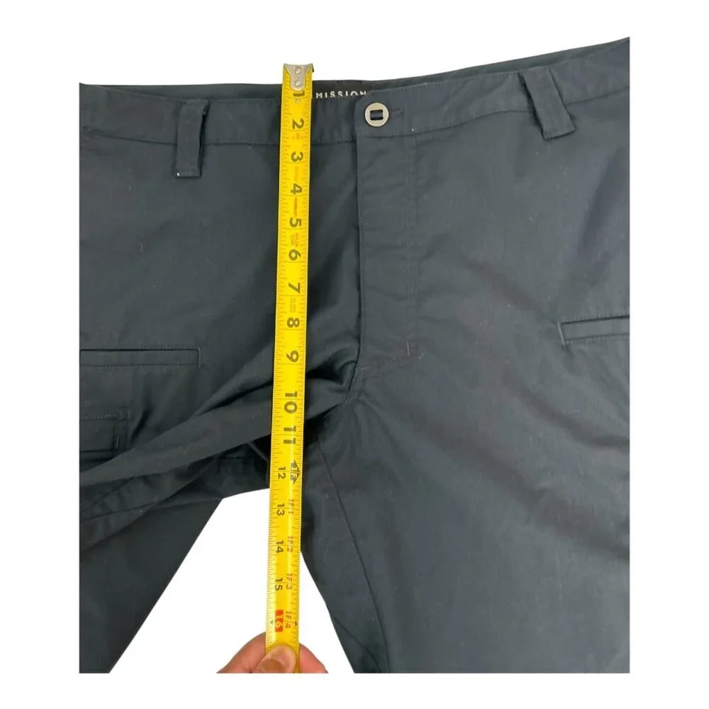 Mission Made Men's Navy Size 44 Navy Shorts‎ Camping Summer Vacation